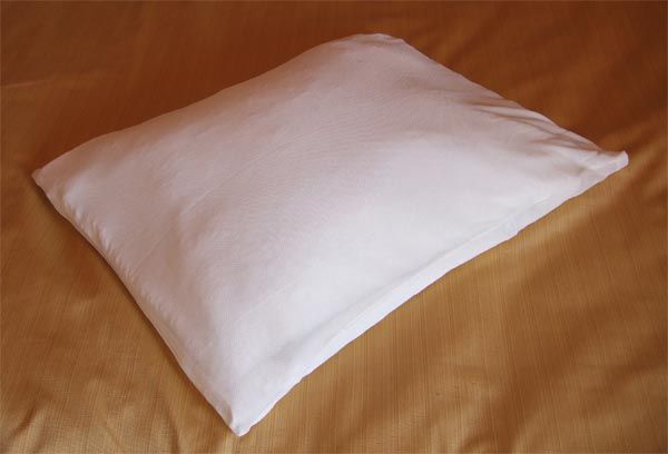 Närbild DermaSilk örngott